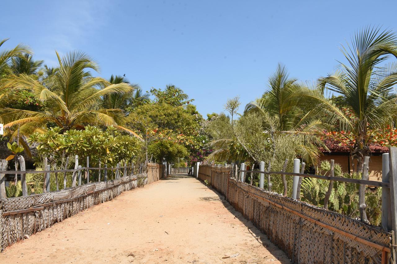 Hotel Aqua Blue Arugam Bay Exterior foto
